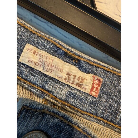 Levi's perfectly slimming boot cut 512 jeans 14 - Picture 3 of 4